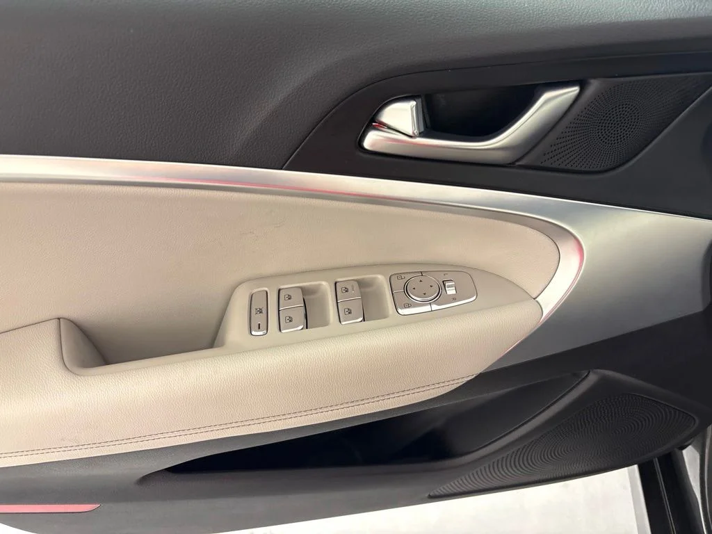 Used 2023 Gray Genesis 2.0T image 22