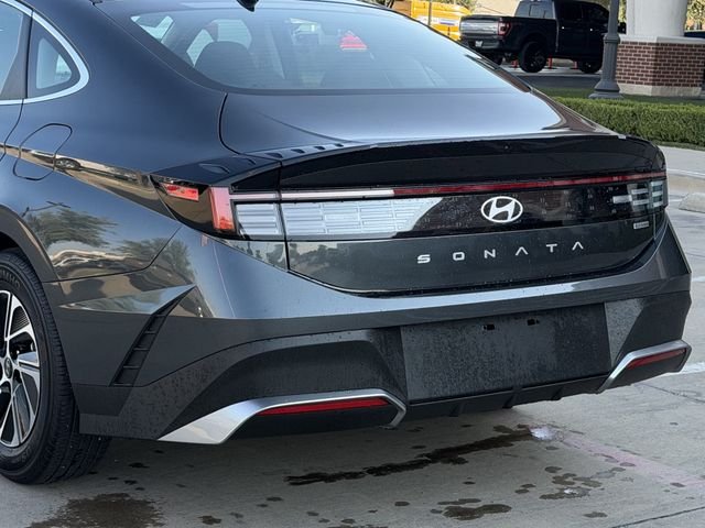 Used 2026 Gray Hyundai Blue image 7