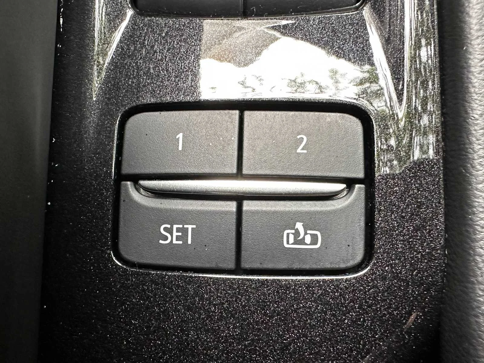 Used 2024 Black Diamond Tricoat Cadillac V-Series image 18