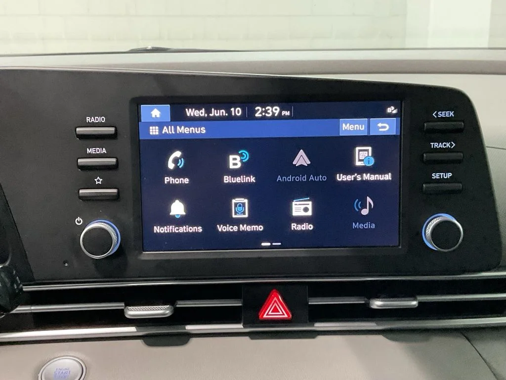 Used 2023 Fluid Metal Hyundai SEL image 14