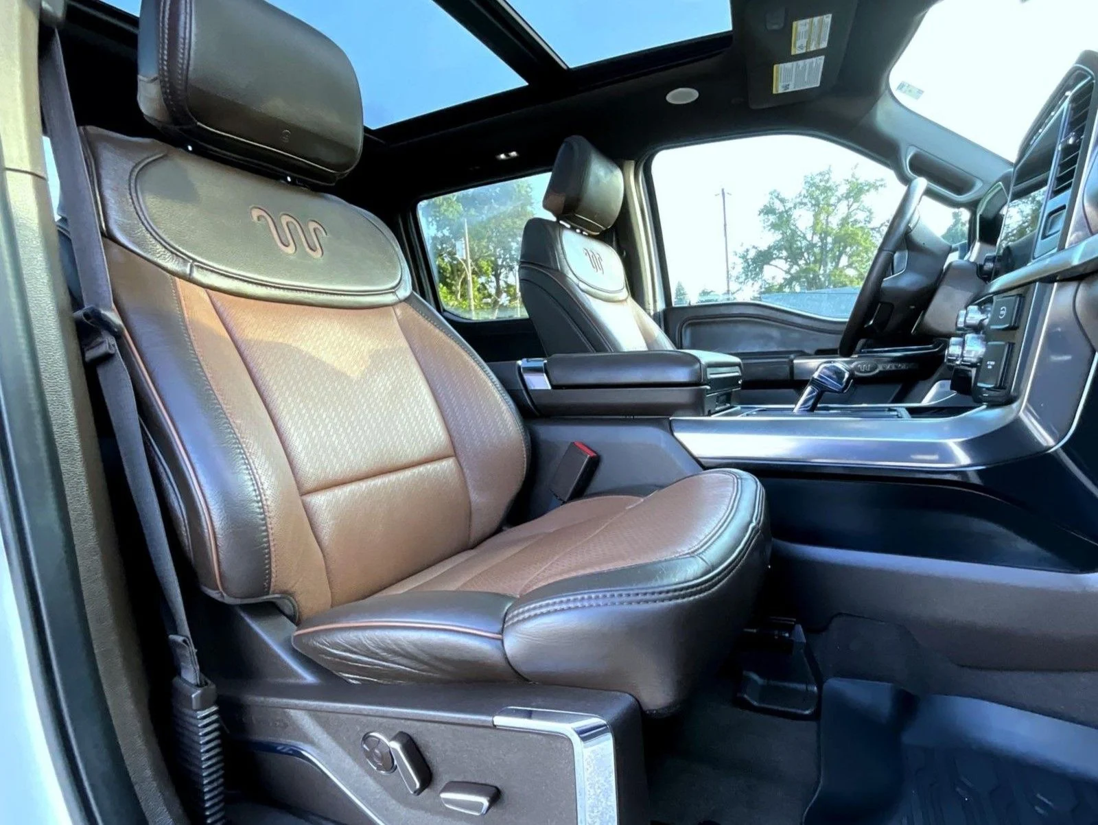 Used 2022 White Ford King Ranch image 19