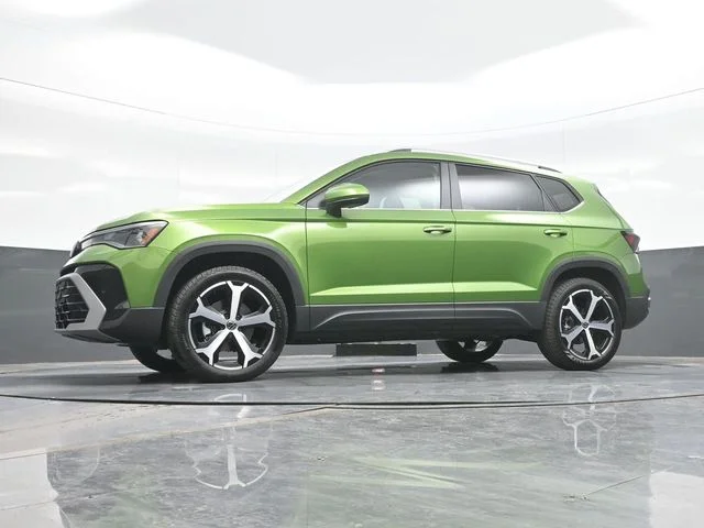 New 2026 Green Volkswagen 1.5T SEL image 21