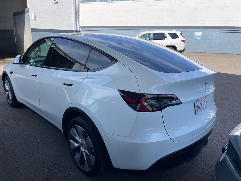 Used 2023 White Tesla Long Range image 13