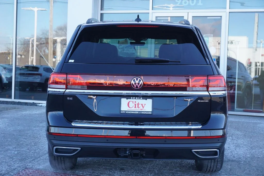 New 2026 Black Volkswagen 2.0T SE w/Technology image 6