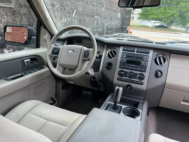 Used 2012  Ford XLT image 25