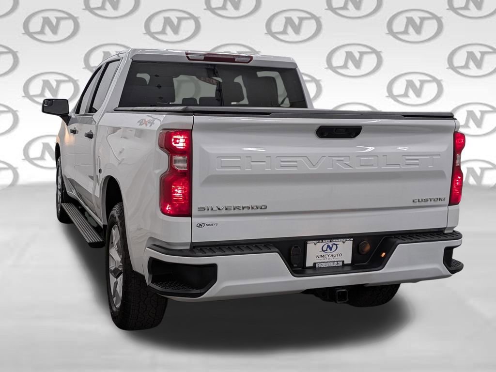 Used 2024 Summit White Chevrolet Custom image 18