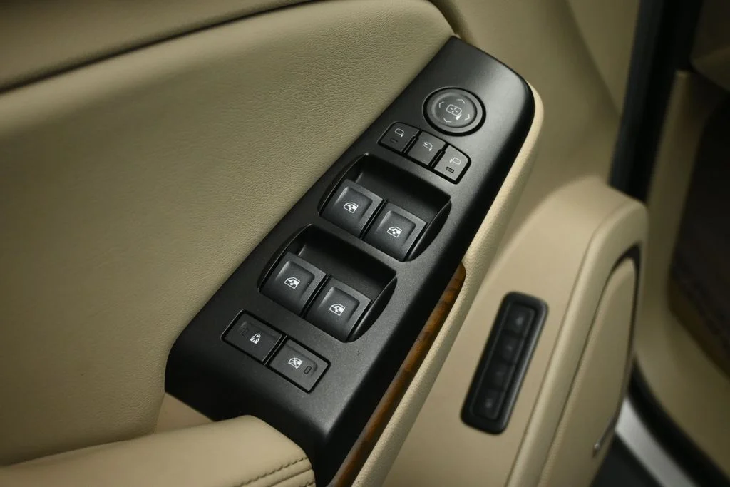 Used 2020 Silver GMC Denali image 50