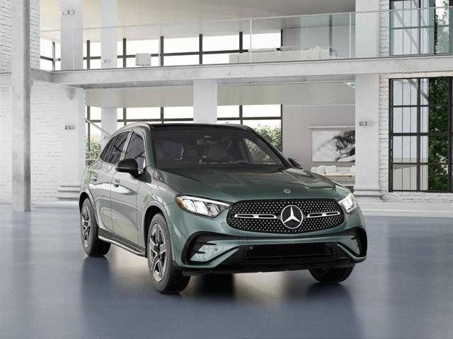 New 2026 Verde Silver Metallic Mercedes-Benz GLC 300 image 9