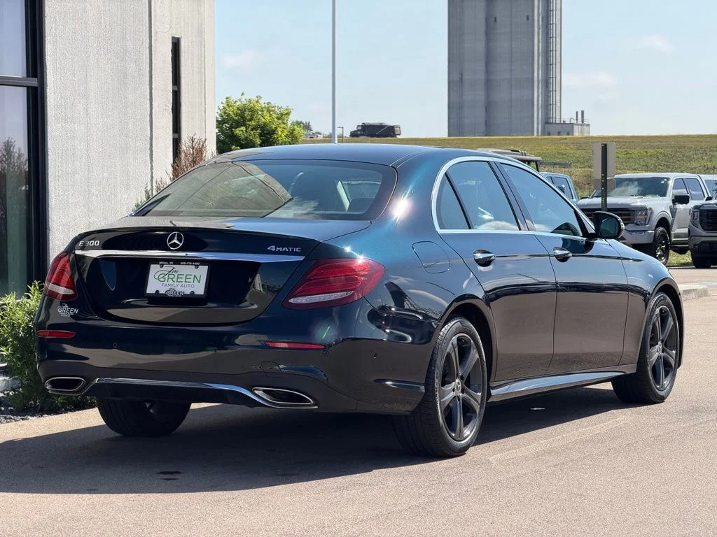 Used 2018 Blue Mercedes-Benz E 300 image 5
