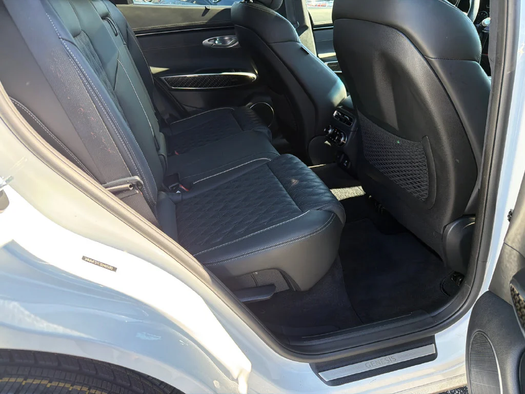 Used 2025 White Genesis 3.5T Sport image 15