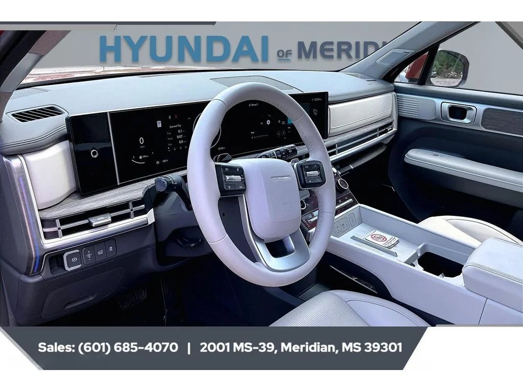 Used 2025 Terracotta Orange Hyundai Limited image 12