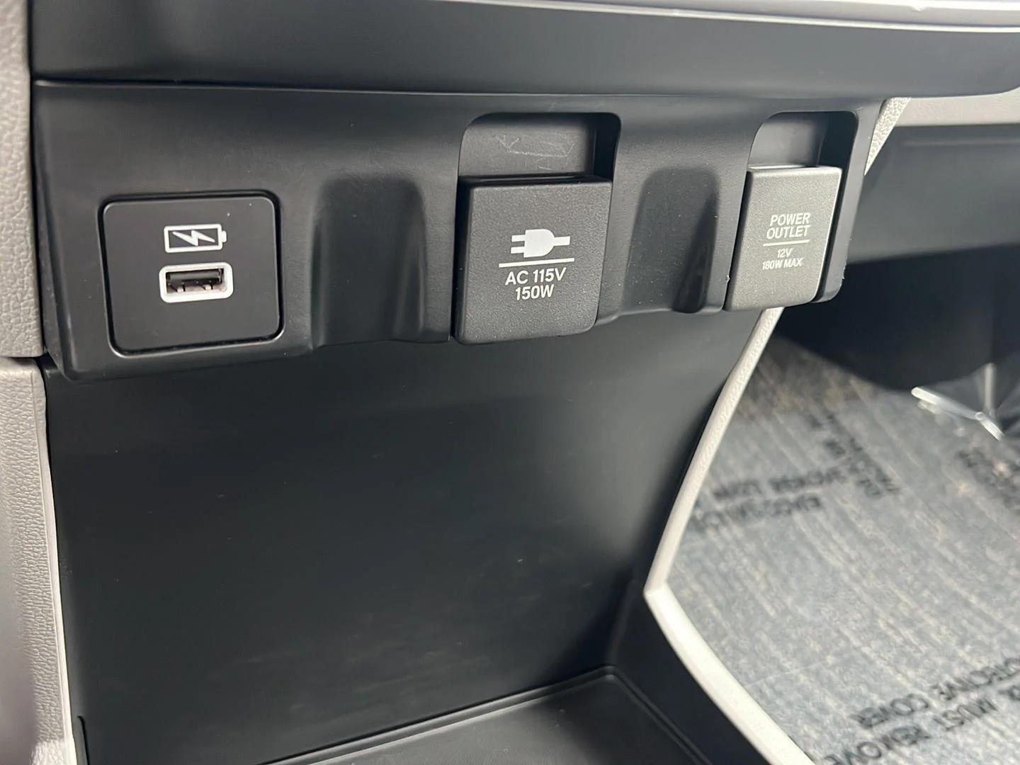 2024 Honda Odyssey Elite - Photo 16