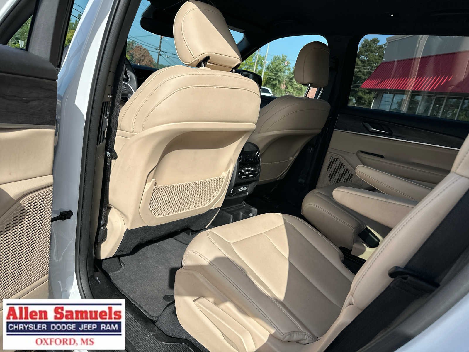 Certified Used 2023 Bright White Clearcoat Jeep Limited image 12