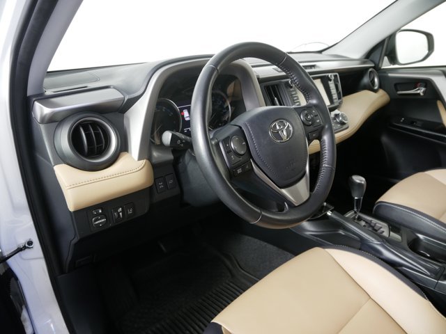 Certified Used 2018 Blizzard Pearl Toyota Limited image 10