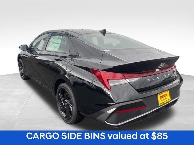 New 2026 Abyss Black Hyundai SEL Sport image 5