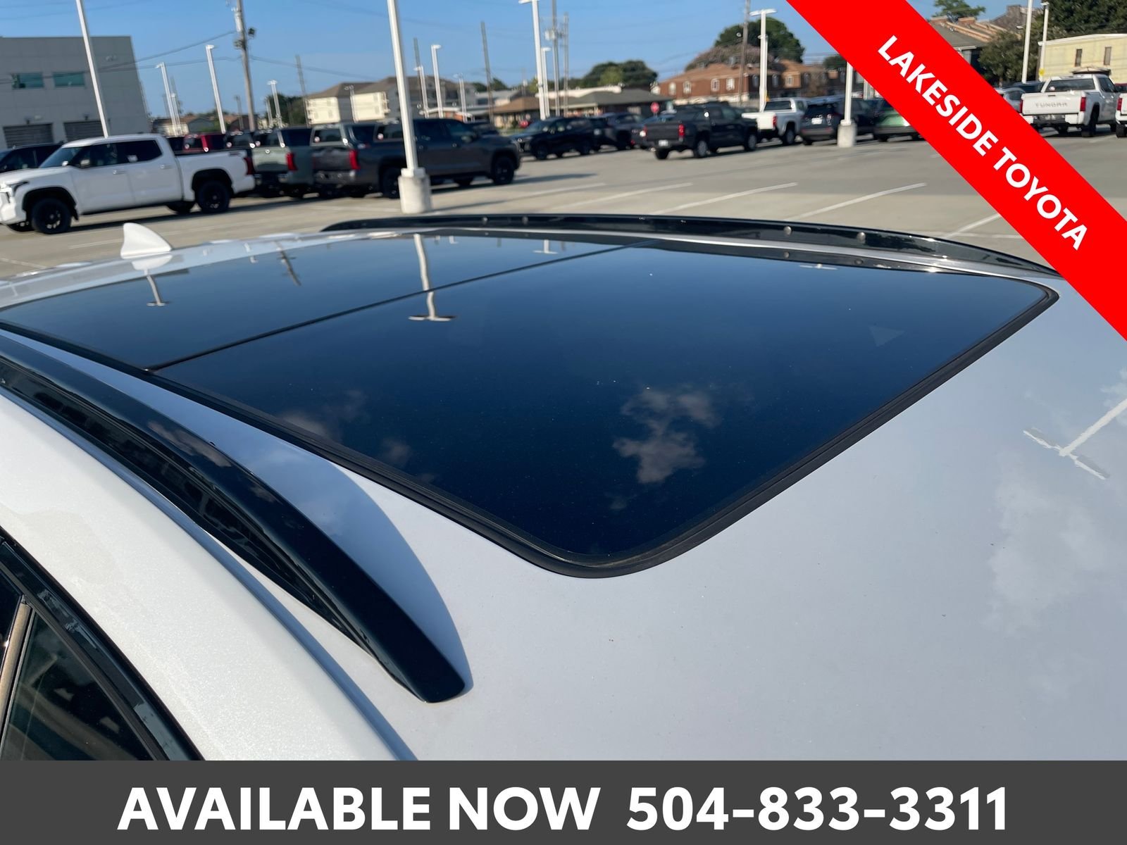 Used 2025 White Cadillac Sport image 9