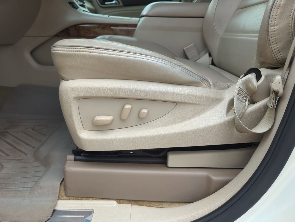 Used 2015 White GMC Denali image 13