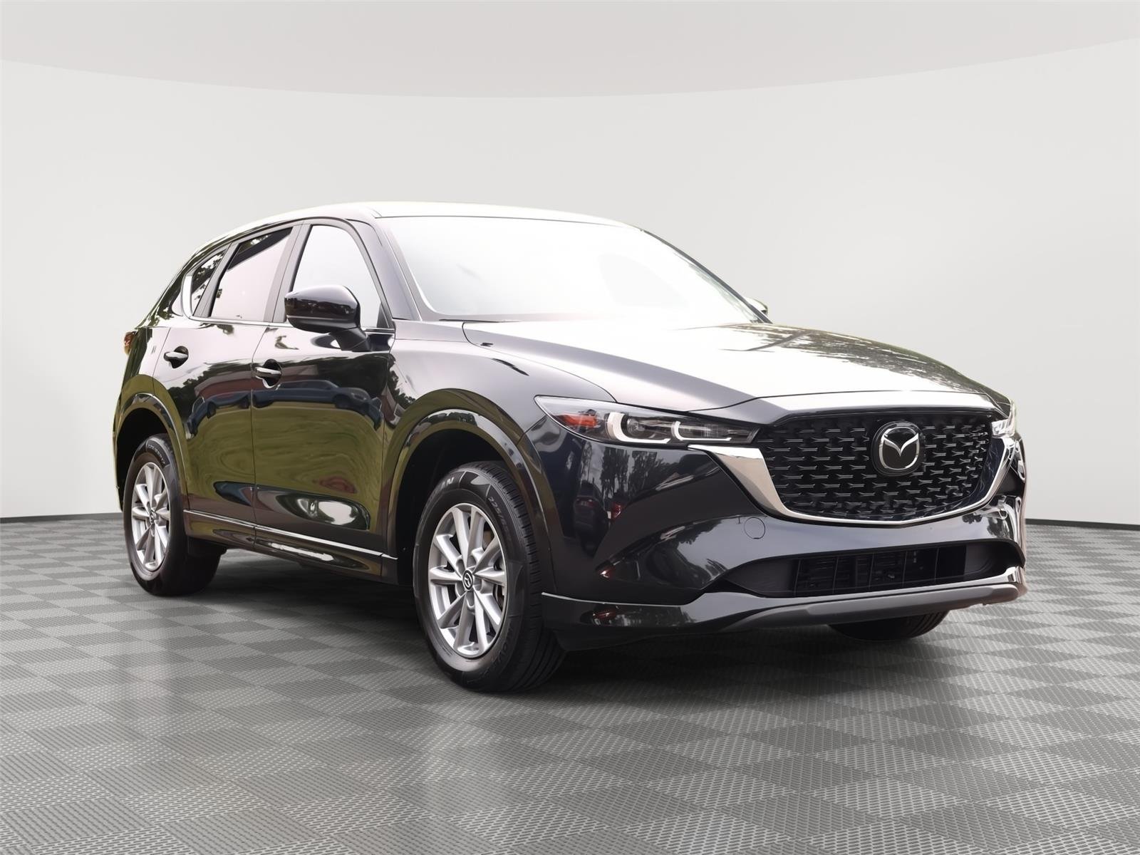 2025 Mazda CX-5 S Preferred package Auto AWD's photo