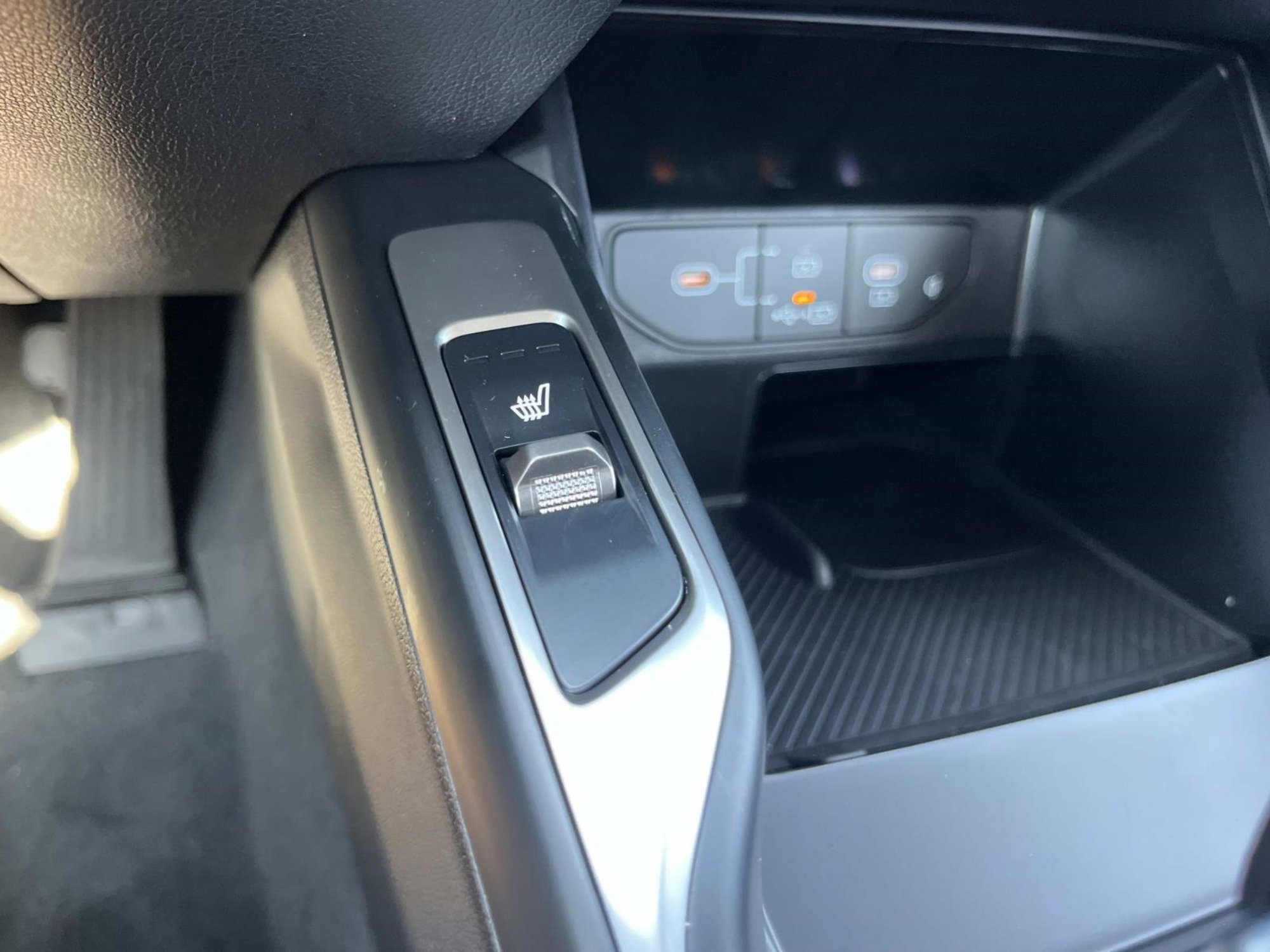 New 2026 Glacial White Pearl Kia S image 32