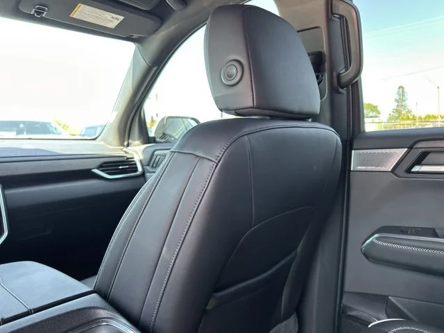 Used 2024 White GMC Denali image 31