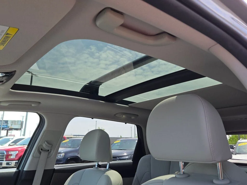 Used 2023 Gray Kia SX Prestige image 22