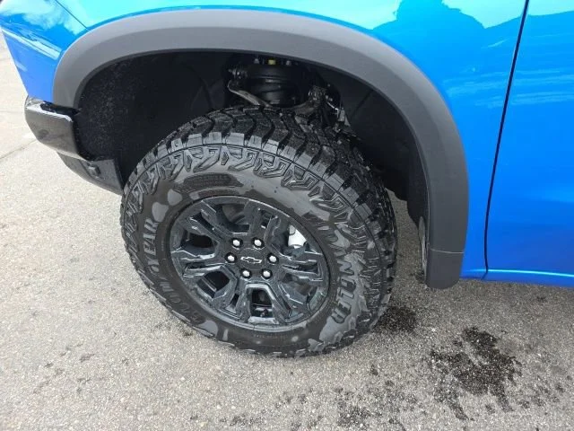 New 2026 Riptide Blue Metallic Chevrolet ZR2 image 54