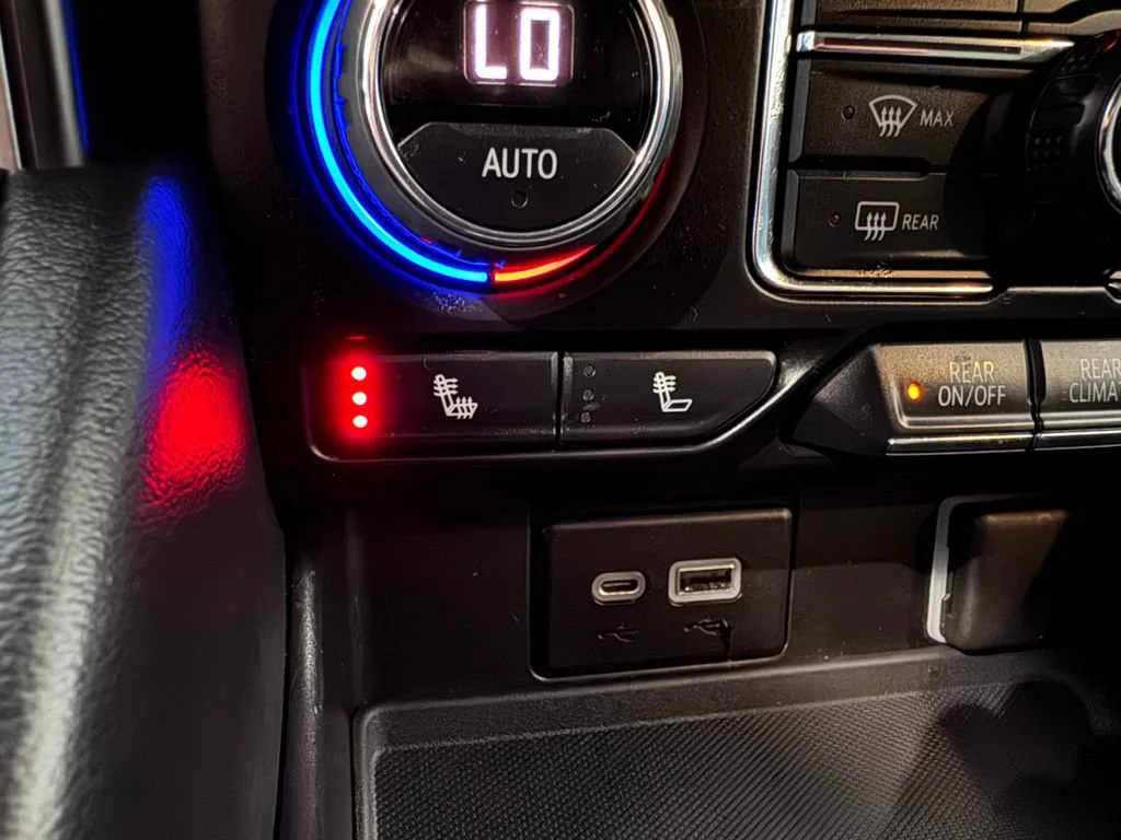 2021 Chevrolet Tahoe Z71 - Photo 26
