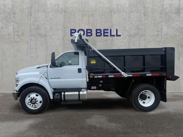 New 2026 White Ford Base image 2