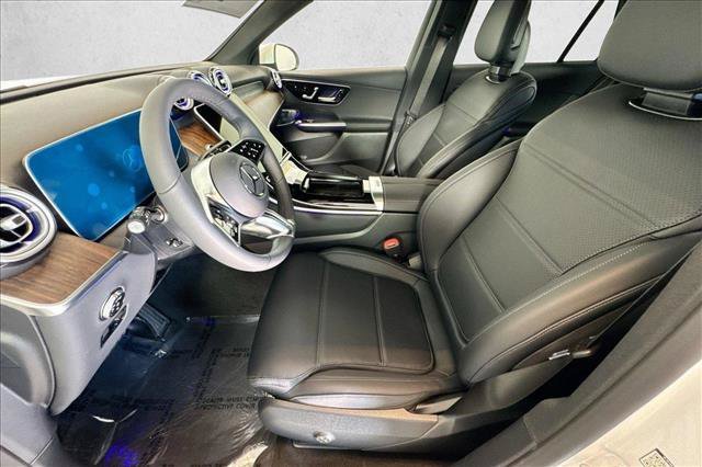 New 2026 Polar White Mercedes-Benz GLC 300 image 48