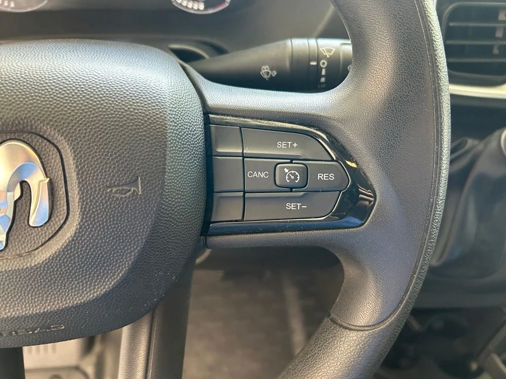 Used 2022 White Ram High Roof image 37