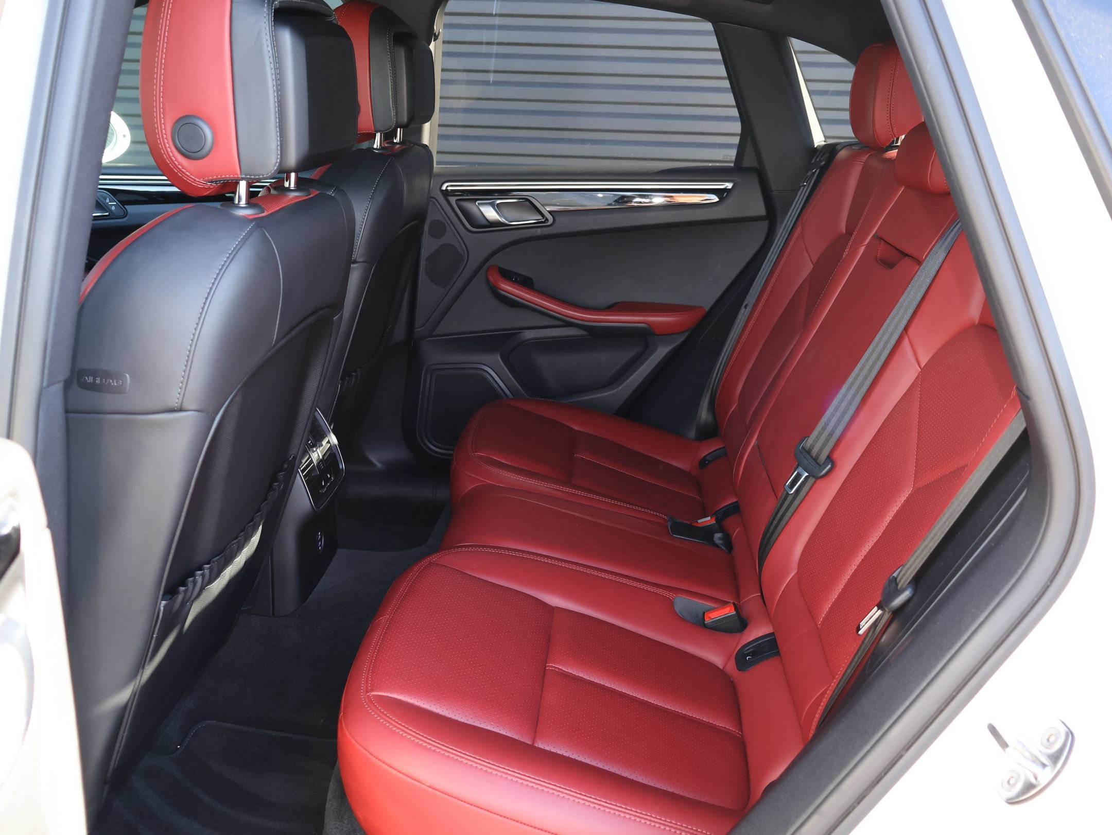 Certified Used 2023 White Porsche  image 27