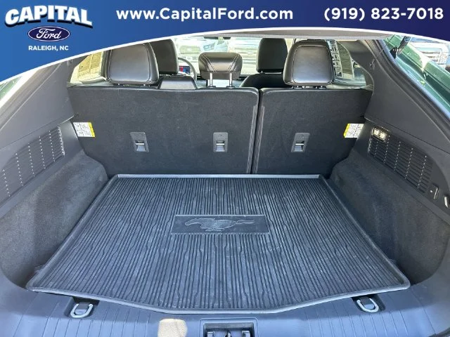 Used 2024 Green Ford Select image 16