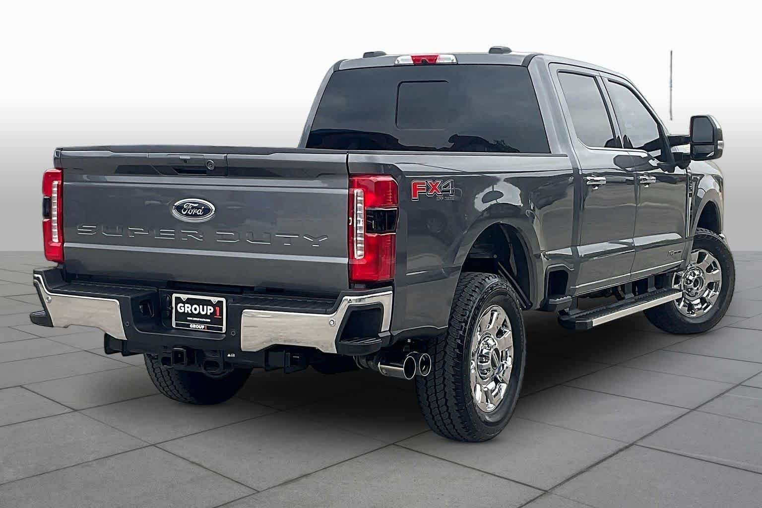 2025 Ford F-250 Super Duty Lariat - Photo 12