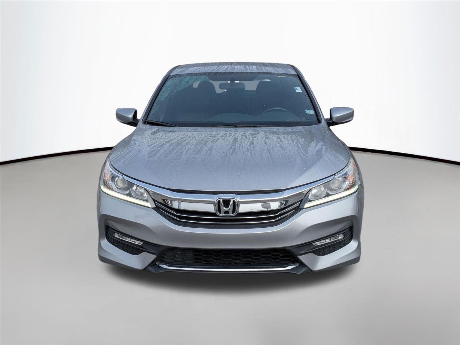 Used 2017 Honda Accord Sport SE with VIN 1HGCR2F15HA184423 for sale in North Wilkesboro, NC