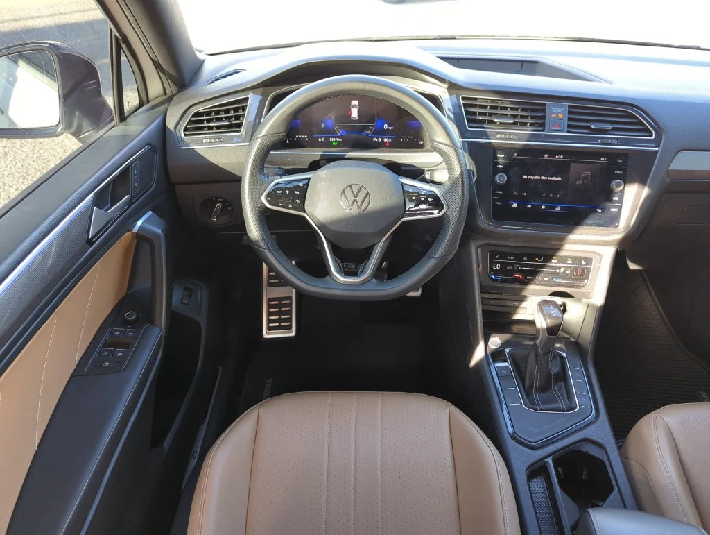 Used 2024 White Volkswagen 2.0T SE R-Line Black image 14