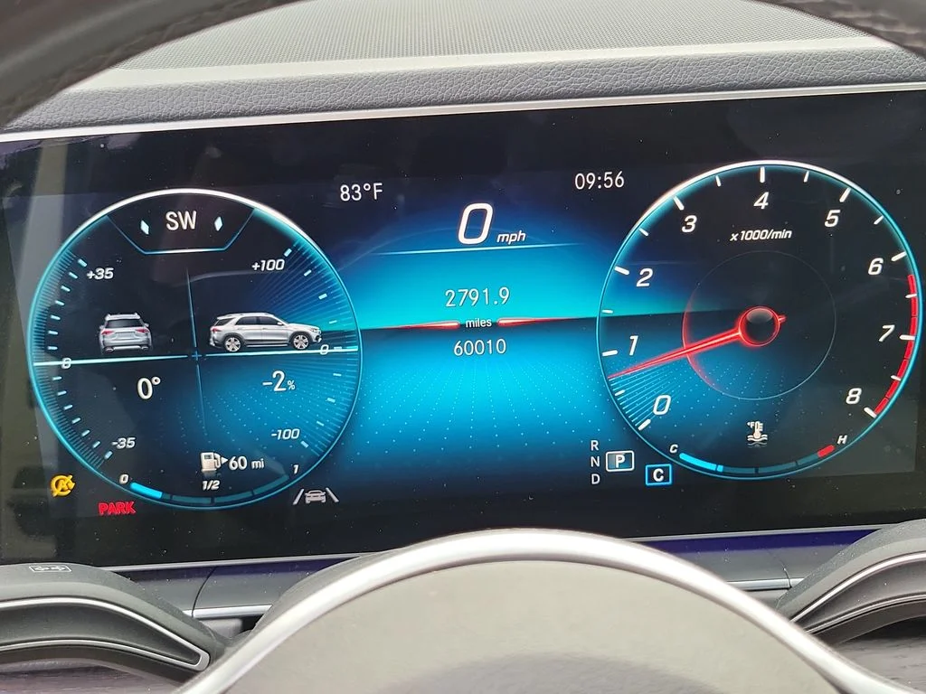 Used 2020 White Mercedes-Benz GLE 350 image 31