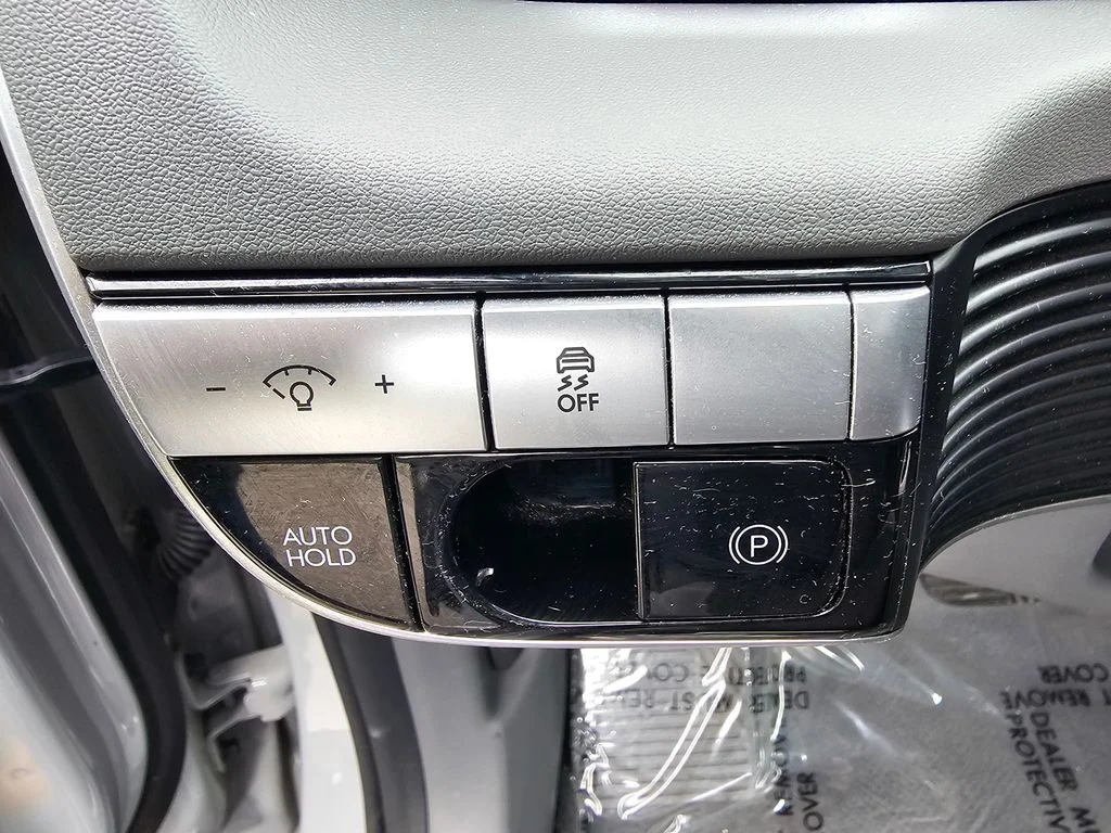 Used 2024 Gray Hyundai SE image 23