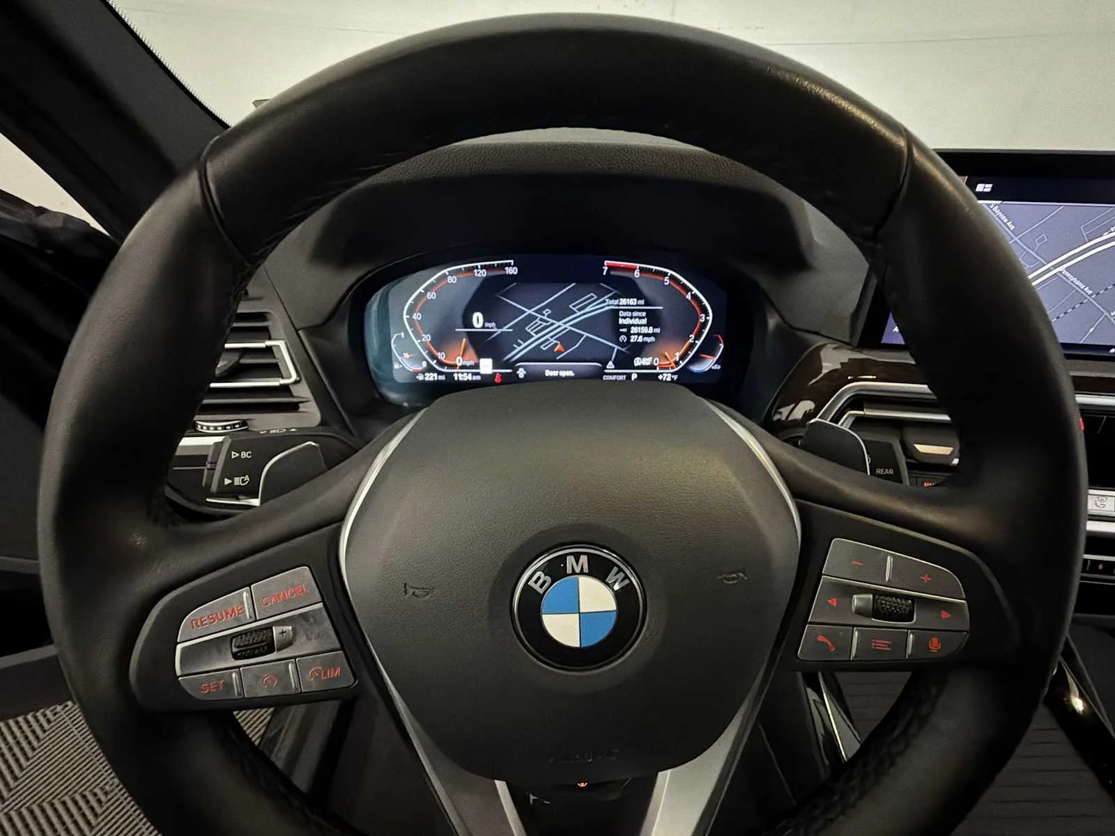Used 2023 Black Sapphire Metallic BMW xDrive30i image 13