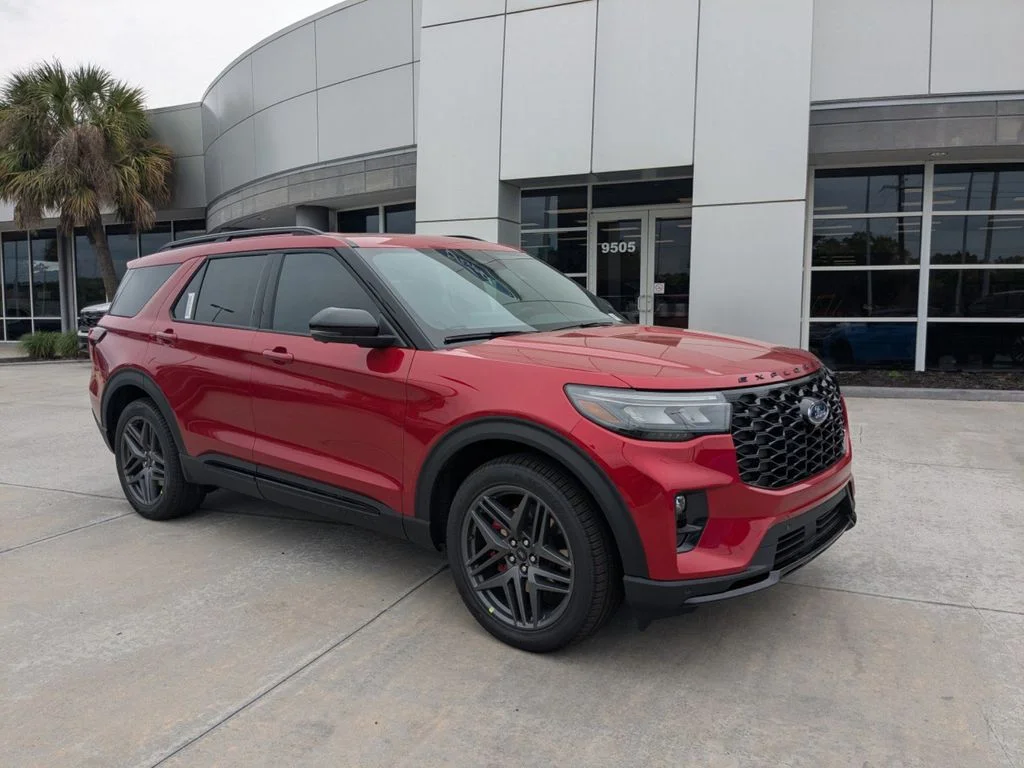 New 2026 Rapid Red Metallic Tinted Clearcoat Ford ST image 2