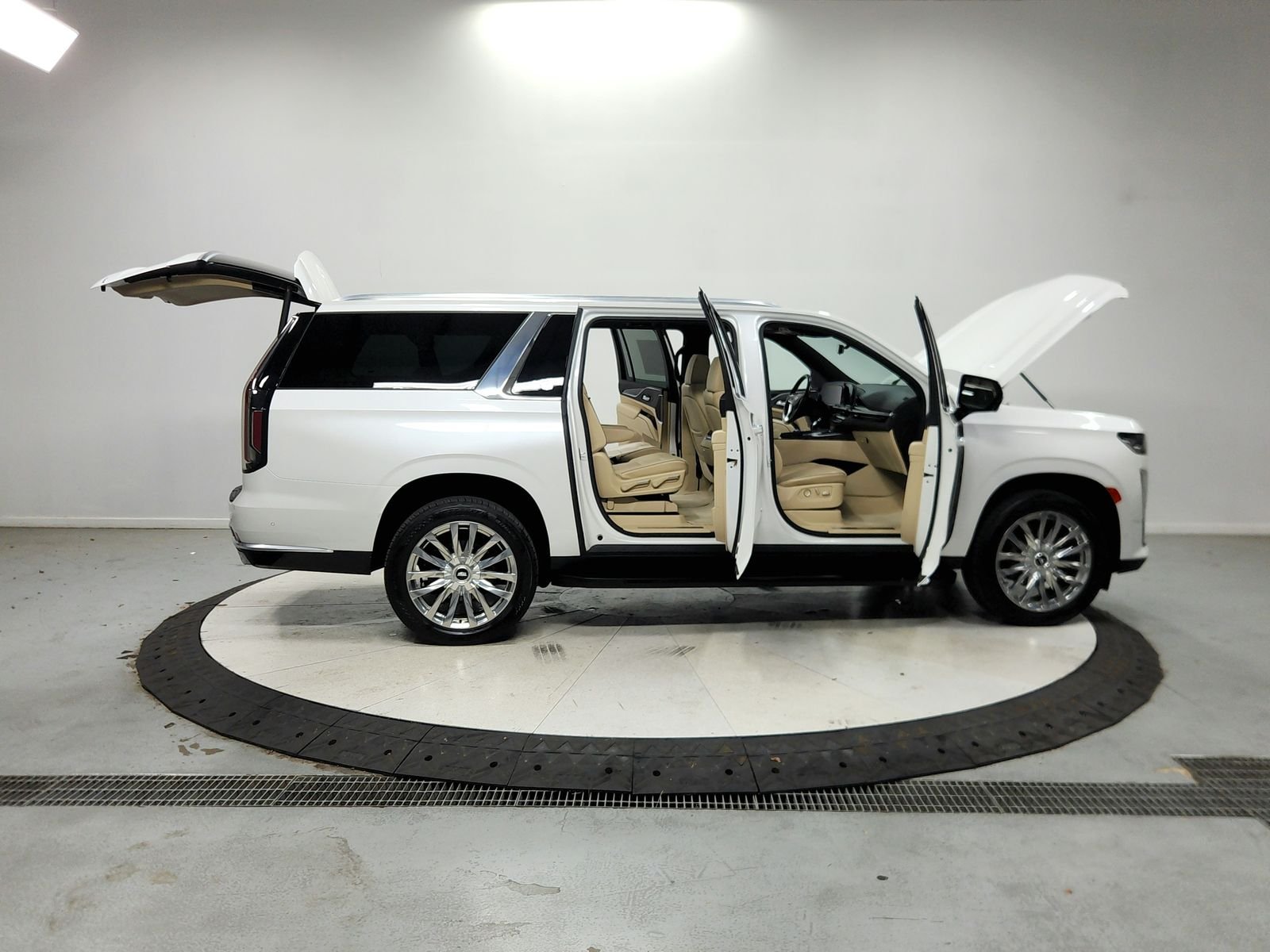 2021 Cadillac Escalade ESV Premium Luxury - Photo 17