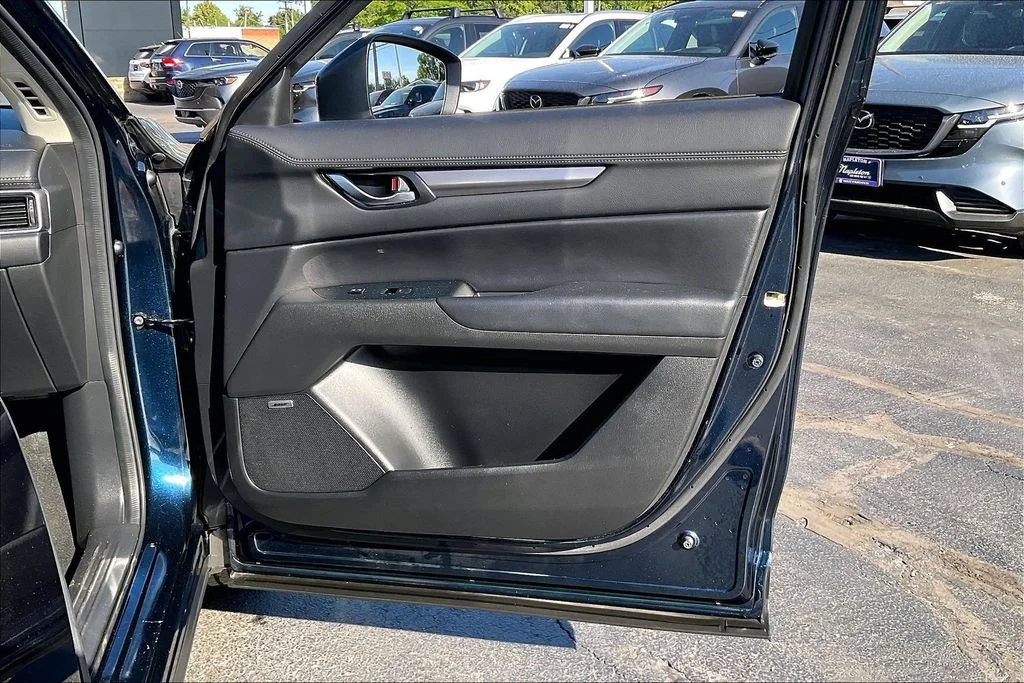 Used 2019 Blue Mazda Touring image 23