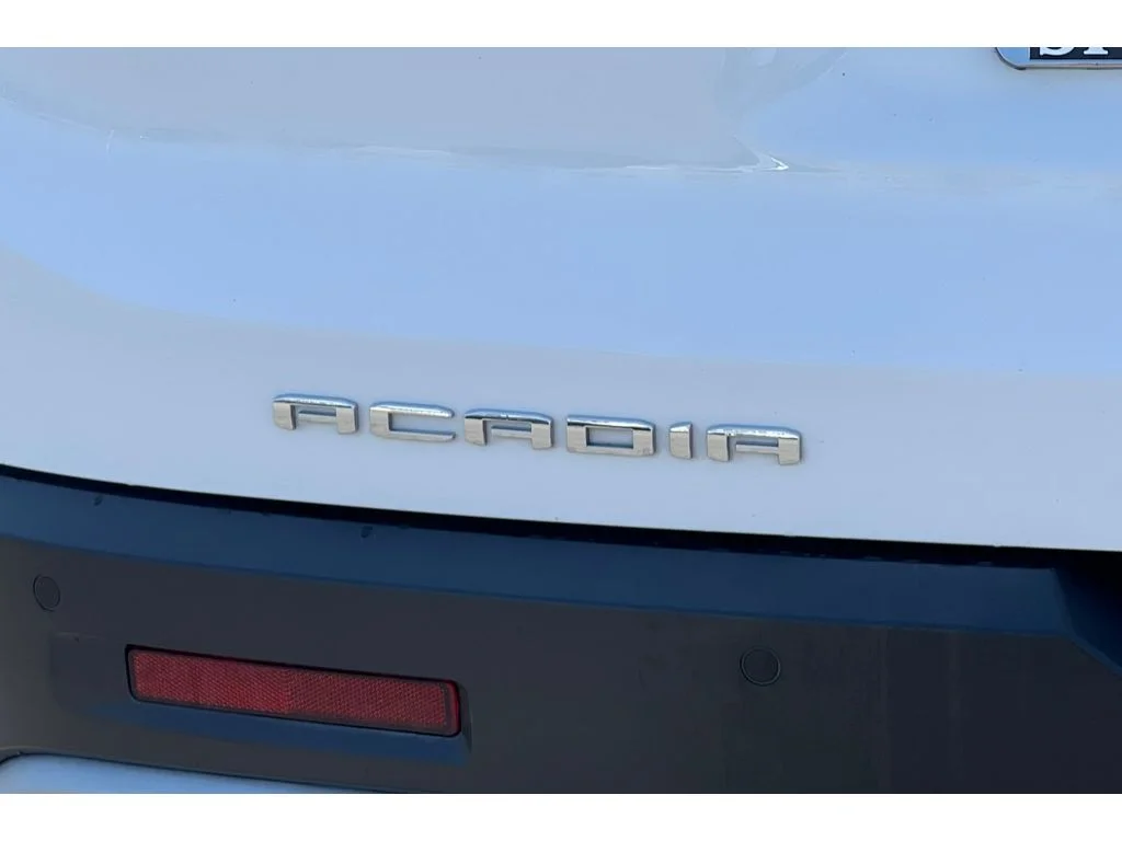 Used 2023 Summit White GMC SLT image 51