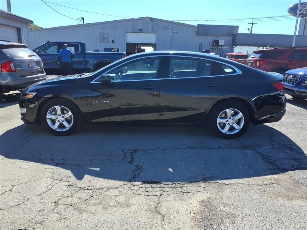 Used 2024 Black Chevrolet LT image 2