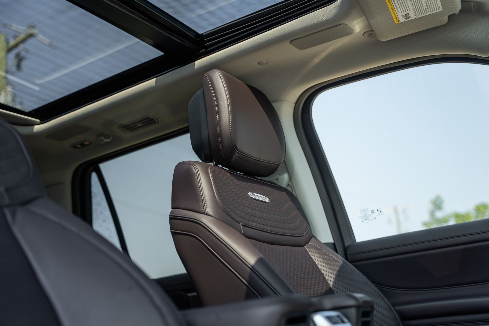 New 2026 Agate Black Metallic Ford MAX Platinum® image 13