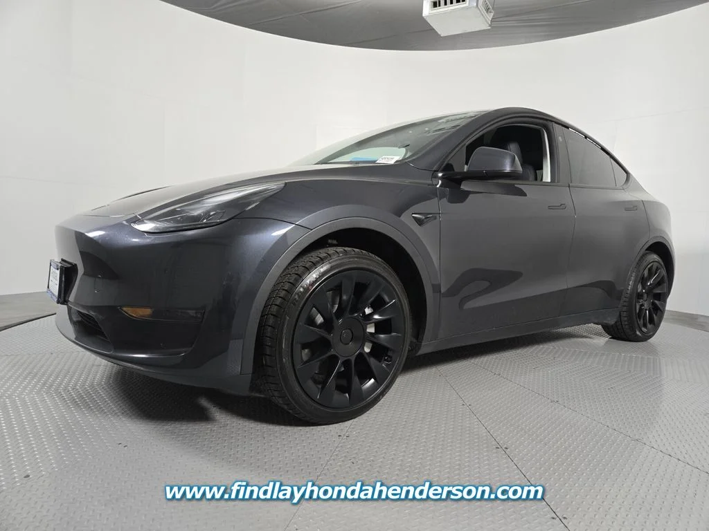 Used 2024 Tesla Model Y Long Range with VIN 7SAYGDED4RF055800 for sale in Henderson, NV