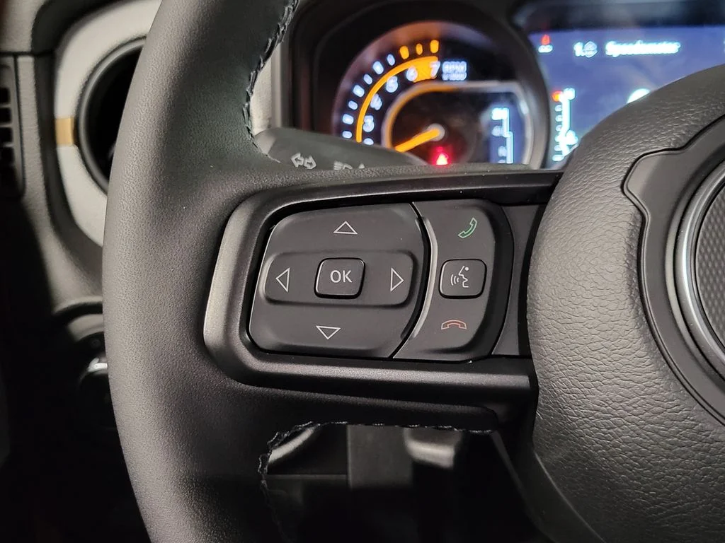2026 Jeep Wrangler 4-Door photo 4