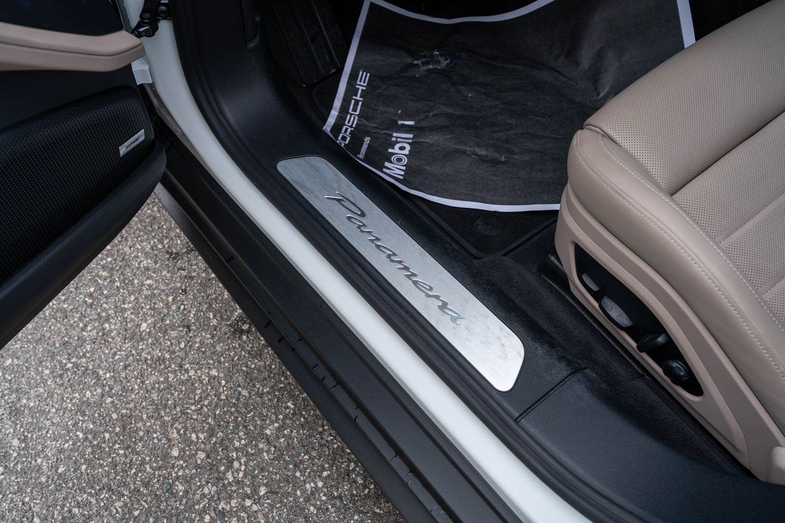 Used 2025 White Porsche  image 24
