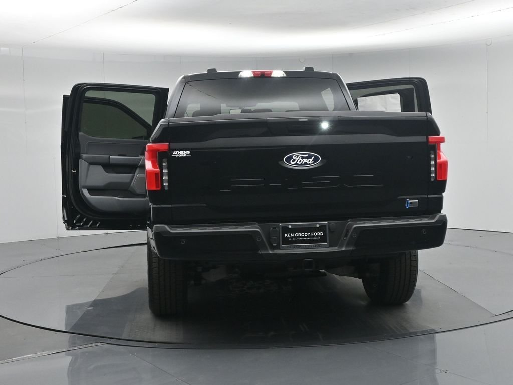 2025 Ford F-150 Lightning Flash - Photo 34