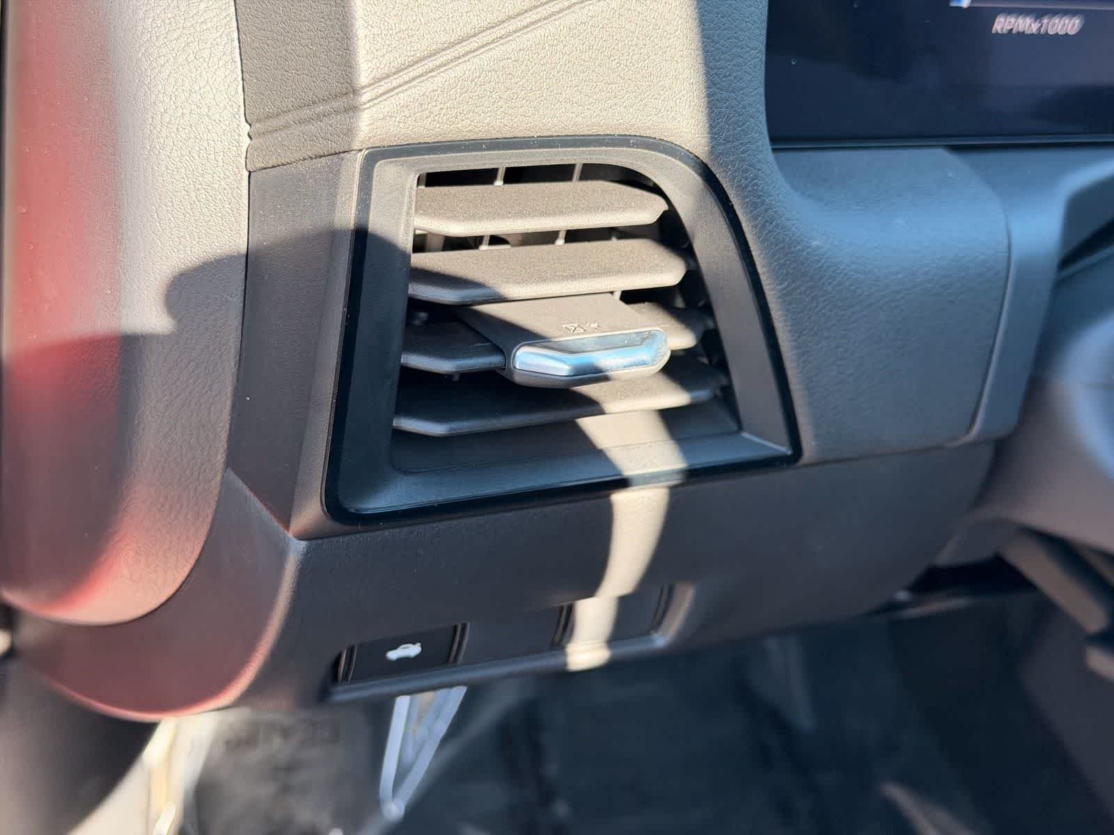 2026 Nissan Sentra SV - Photo 13