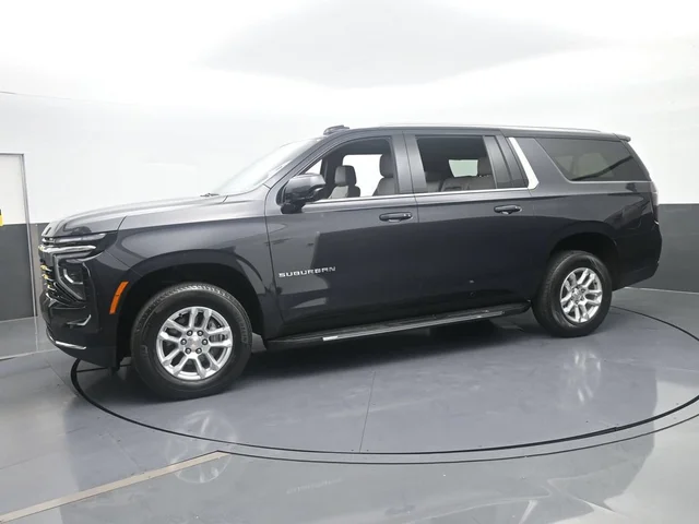 2025 Chevrolet Suburban LT